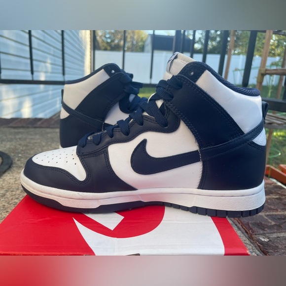 Women’s Nike Dunk High Championship Navy - Picture 3 of 12